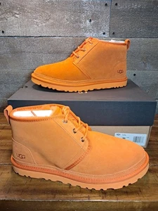Scarpa chukka UGG US 10 Neumel Boot Clementine scamosciata foderata in lana EUR 43 - Foto 1 di 9