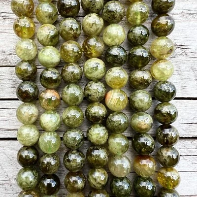 AA Grüner Granat 4 6 8mm Perlen 38cm Strang Natürlicher Schmuckstein - Bild 1 von 4