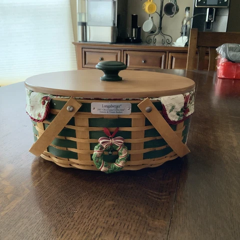 Longaberger Christmas 2007 Sweets And Treats Basket, Liner, Protector, Lid + Cover