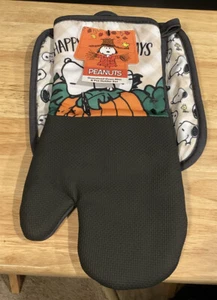 Peanuts Snoopy Woodstock Oversized Oven Mitt & Pot Holder Set Pumpkin NWTs - Picture 1 of 2