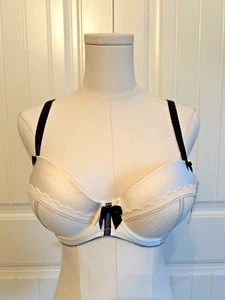 Jezebel White Indulge Bra 36C - New with Tags - Picture 1 of 10