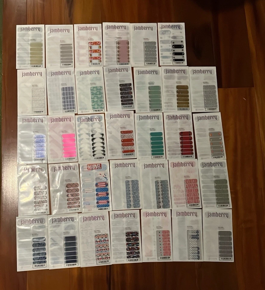 Jamberry Envolturas de Uñas Lote de 34 HOJAS COMPLETAS ¡TOTALMENTE NUEVAS!! Foto 1 de 1