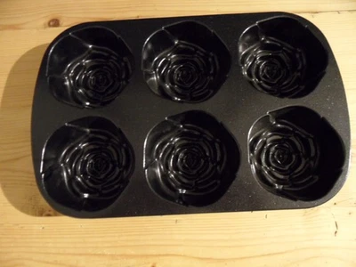 Cupcakeform Nordic Ware 'Rose' Form aus Aluminiumguß - Bild 1 von 4