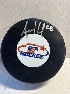 Amanda Kessel #28 firmado EE. UU. Hockey Puck Phil kessel’s Sister Player! Juegos Olímpicos Foto 1 de 3
