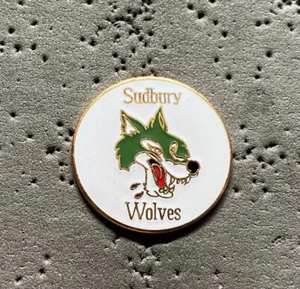 Sudbury Wolves 1981-1987 Logo OHL Hockey Pin - Bild 1 von 2