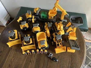 CAT Machine Maker by Toy State Lot 9 Trucks & Accessories - Excellent! - Picture 1 of 17