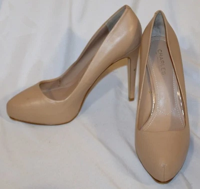 Zapatos de tacón de aguja Charles David Pact talla 10 beige nude imitación cuero 4,5" Foto 1 de 4