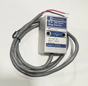 Interruptor magnético Telemecanique SGA8176 10VA 200VDC/130VAC 0,5A - Imagen 1 de 1