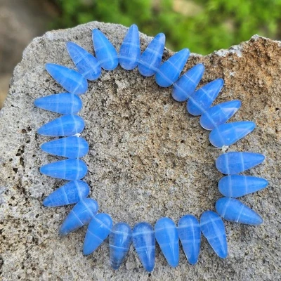 25 Cloudy Blue Opalescent Vintage Czech Glass Beads Double Drilled Daggers 18mm - Image 1 of 4