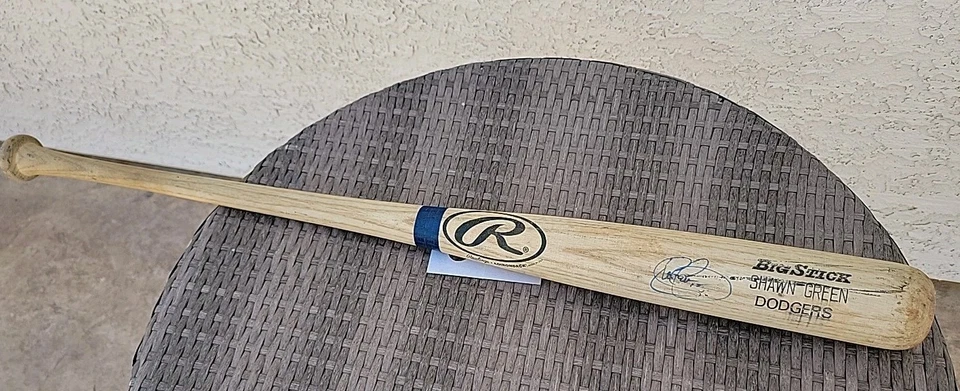 Shawn Green Game Used Autographed Bat 2000-2004 Los Angeles Dodgers  COA JSA - Image 1 of 4