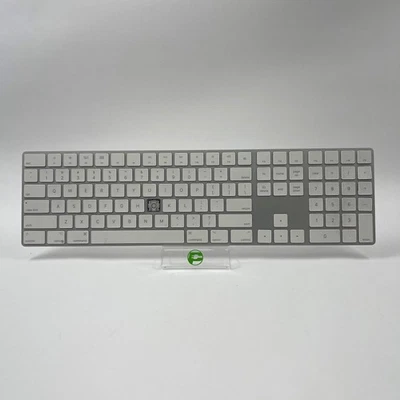 Defektes Apple Magic Keyboard mit Zifferntastatur MQ052LL/A Taste fehlt - Bild 1 von 4