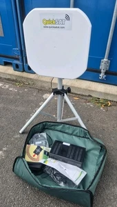 QuickSAT QS65 Portable Satellite Dish for Caravan/Motorhome - Picture 1 of 3