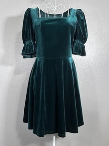 Grünes Samtkleid Damen Größe XS kurz süß Urlaub smaragd Stretch neu - Bild 1 von 12