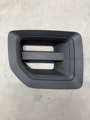 GMC Sierra 2500HD 2015-2019 cubierta de luz antiniebla lateral para pasajeros GM 23178963 RH Foto 1 de 4