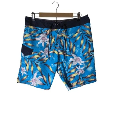 VOLCOM Azul Blanco Floral Surf Patinador Ligero Activo Board Shorts Talla 32 Foto 1 de 4
