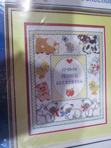 Kit de registro de nacimiento punto de cruz estampado Barnyard Babies #40879 (1994, Bucilla) - Imagen 1 de 3