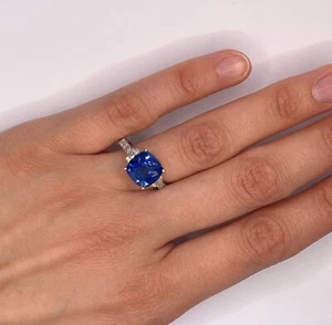 Saphire Intense Blue 5,61 Ct Platin Zertifikat IGI von LUXUS4YOU - Picture 1 of 8