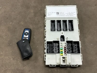 15 16 BMW F22 M235i xDrive módulo FEM con llavero OEM Foto 1 de 4