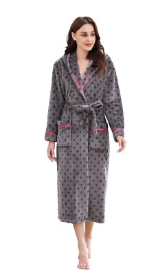 RH Polka Robe Women's Long Hooded Robe Collared Sleepwear Housecoat Robe RHW2882 - Image 1 of 4