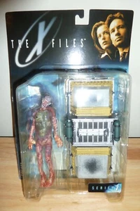 The X-Files Movie Series 1 Fireman 1998 McFarlane Toys New on Card!  - Picture 1 of 11