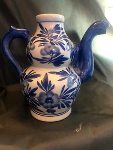 Chinese Double Gourd-shaped Ewer Style Blue and White Porcelain Teapot. - Picture 1 of 5