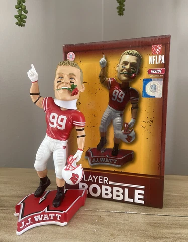 JJ WATT Wisconsin Badgers 2011 Rose Bowl EXCLUSIVE Bobblehead #/288 NIB! Cover