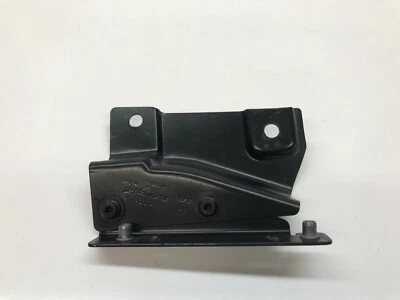 SOPORTE MIEMBRO LATERAL DERECHO TRASERO DERECHO LAMBORGHINI AVENTADOR OEM 470814708 470853884A Foto 1 de 4