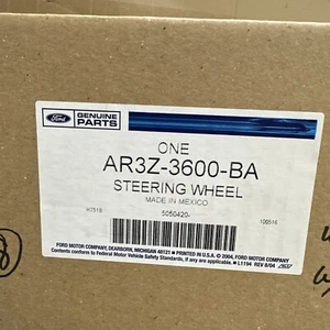 Volante Ford AR3Z-3600-BA 2013-14 Ford Mustang cuero negro envuelto nuevo de stock - Imagen 1 de 17