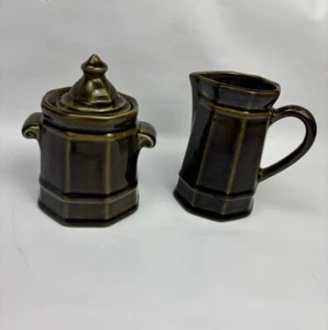 Vintage Pfaltzgraff Georges Briard olivgrün Milchkännchen und Zuckerdose mit Deckel - Bild 1 von 10