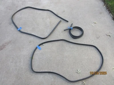 Geo Tracker 1992 sellos de escotilla delanteros y traseros + junta del portón trasero resistente a la intemperie. Foto 1 de 4