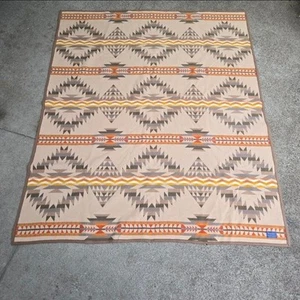 Vtg 90s PENDLETON MILLS Geometric Southwest Pattern Wool Full Size Blanket USA - Picture 1 of 8