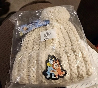 GORRO POMPÓN AZUL INFANTIL - NUEVO EN PAQUETE Foto 1 de 3