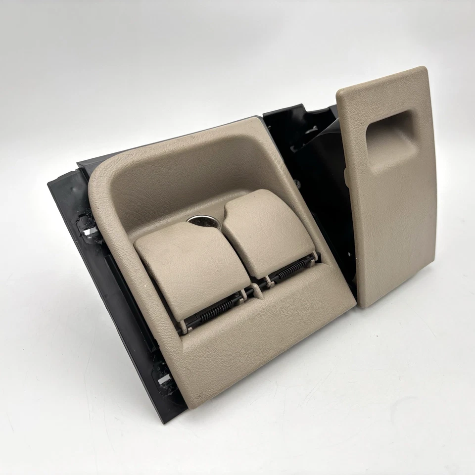 95-99 Chevrolet GMC 1500 Silverado Sierra Ash Tray Ashtray 3 Port Beige 15993270 - Image 1 of 4