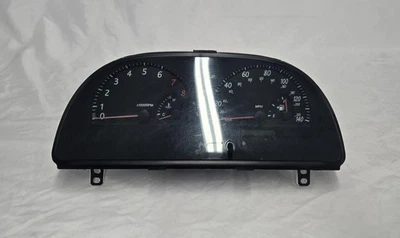 Cuadro de instrumentos velocímetro Toyota Camry LE 2002-2004 ID-83800-06632-00 conjunto. Foto 1 de 4