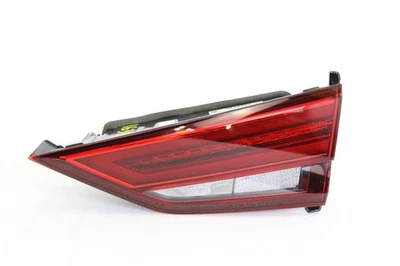Luz trasera interior trasera derecha Audi A3 2017-2020 8V5-945-076-B OEM # 16394 Foto 1 de 4