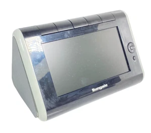 Sungale CA700VCR Digital Photo Frame - Picture 1 of 11
