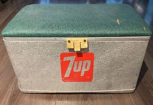 Antique 7 Up Pop Metal Cooler With Drain Handles and Padded Lid Vintage See Pics - Picture 1 of 23