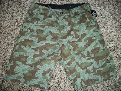 VOLCOM STONE Nuevo Con Etiquetas Pantalones Cortos para Caminar Para Hombres Informales Camuflados Verde Carga Chino 33 34 32 31 Foto 1 de 3