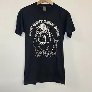 Vintage 80er UGA, How Bout Them Dogs Deadstock Einzelstichshirt Größe Small - Bild 1 von 3