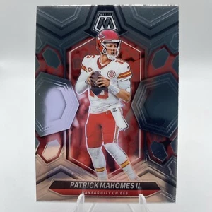 2024 Panini Mosaic - Silver Prizm #106 Patrick Mahomes II - Picture 1 of 2