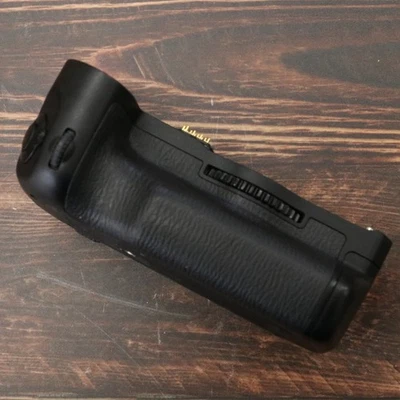 PENTAX D-BG6 38607 Battery Grip  [Excellent+5] #6288 - Image 1 of 4