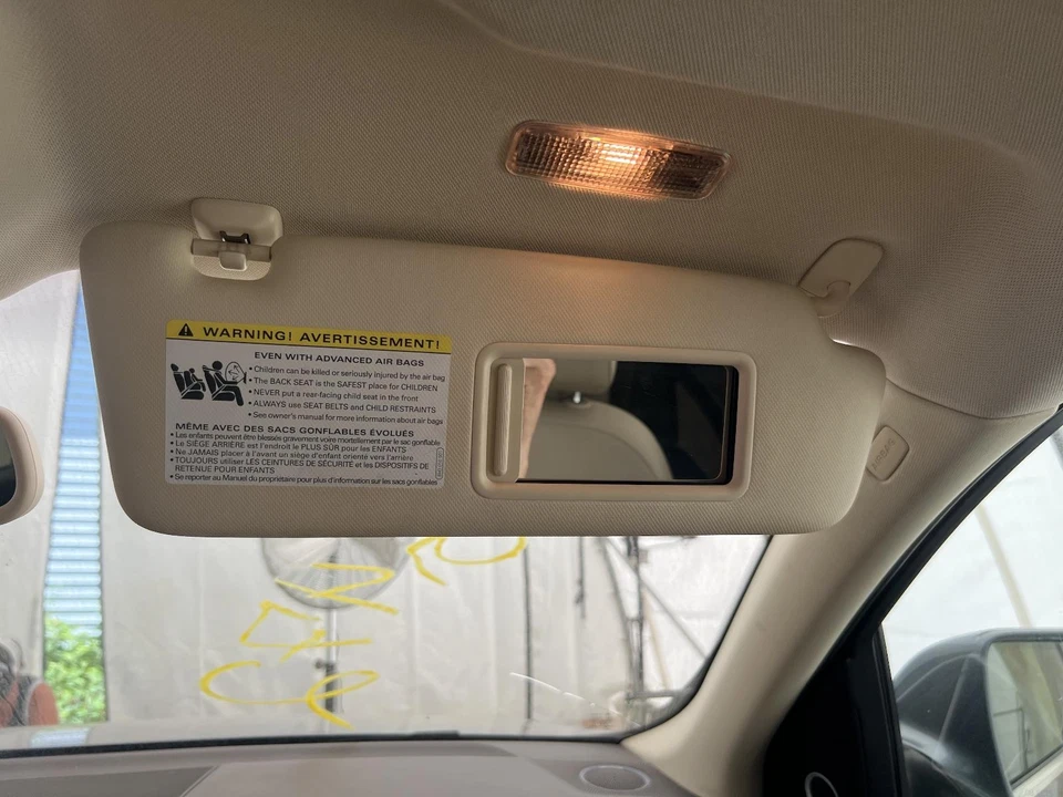 Parasol derecho usado se adapta a: Audi Q5 2013 sin iluminación grado A derecho Foto 1 de 4