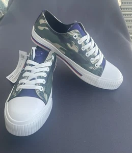 NWT FOCO Women’s NFL Football Buffalo Bills Camouflage Canvas Shoes Size 7 - Picture 1 of 7