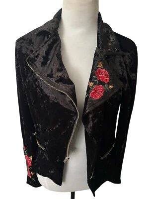 Chaqueta Moto Disney Coco Negra Elastizada Terciopelo Aplastado Rosa Bordada Caprichosa Foto 1 de 4