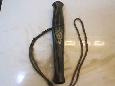 Vintage RICH N TONE 7 11/16" CAMO CANADA goose flute Call with lanyard EUC - Image 1 of 4