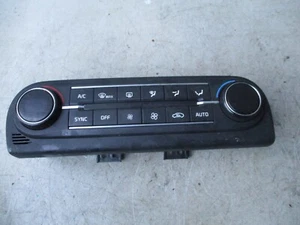 KIA CEED MK3 2019 CALEFACCIÓN AC CLIMATIZADOR PANEL INTERRUPTOR - Imagen 1 de 4
