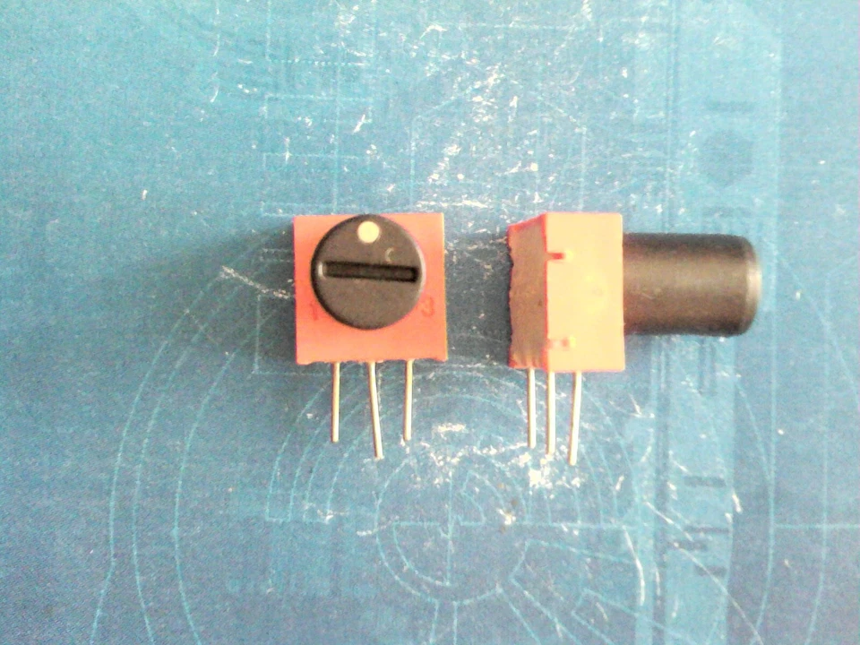 MARKENLOS Potentiometer Dreh Poti 100 Ohm mit 6mm Achse