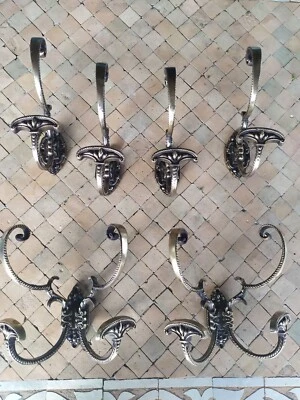 Patères Murale   Porte Manteau en Bronze Patiné , Ancien 2 Doubles et 4 Simples. - Photo 1/4