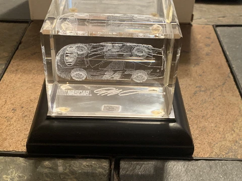 Jeff Gordon Memoribilia 3D Laser Etched Crystal Glass NASCAR + Mirror Base Cover