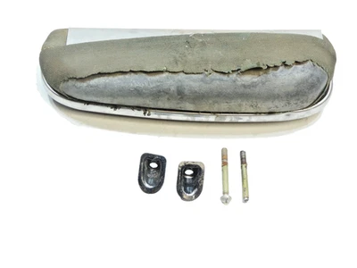 Reposabrazos puerta interior izquierda Kaiser Frazer Manhattan 1946-1951 Foto 1 de 4